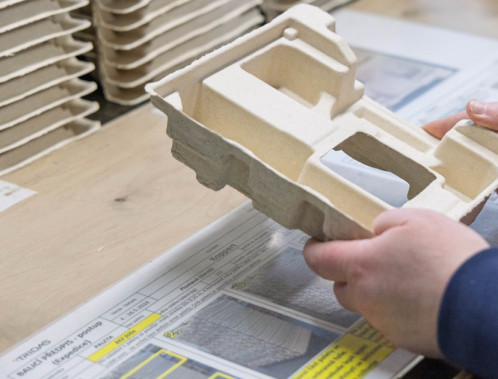 Industrial component packaging – molded fibre for B2B shipments